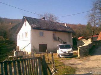 house and land cca 65000 m2 Crnomelj